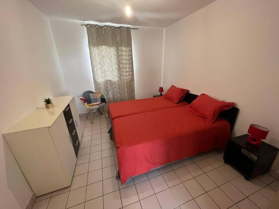 Appartement F4 Petit Bourg Экстерьер фото